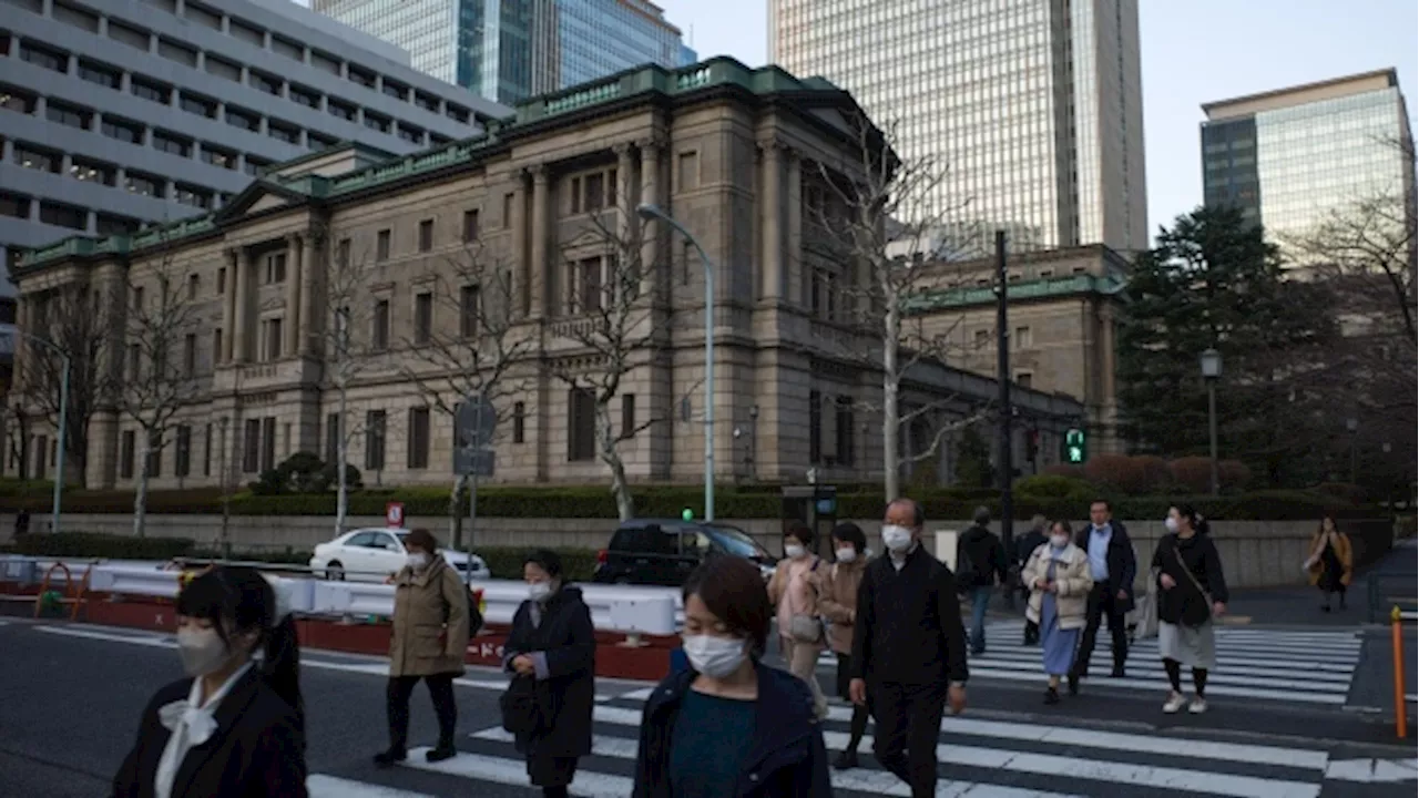 BOJ Could End Negative Rates by Year-End, Ex-Board Member Says