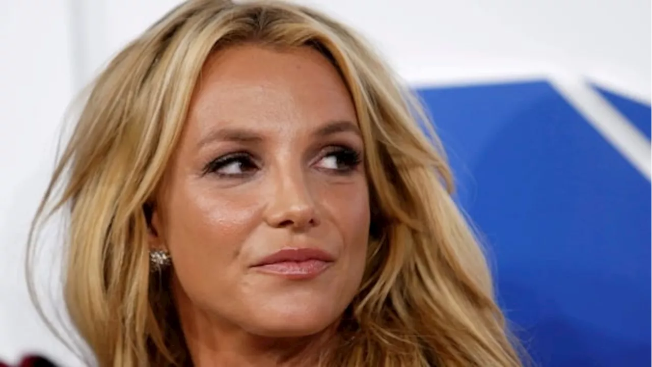 Britney Spears wrote of having an abortion while dating Justin Timberlake in excerpts from memoir