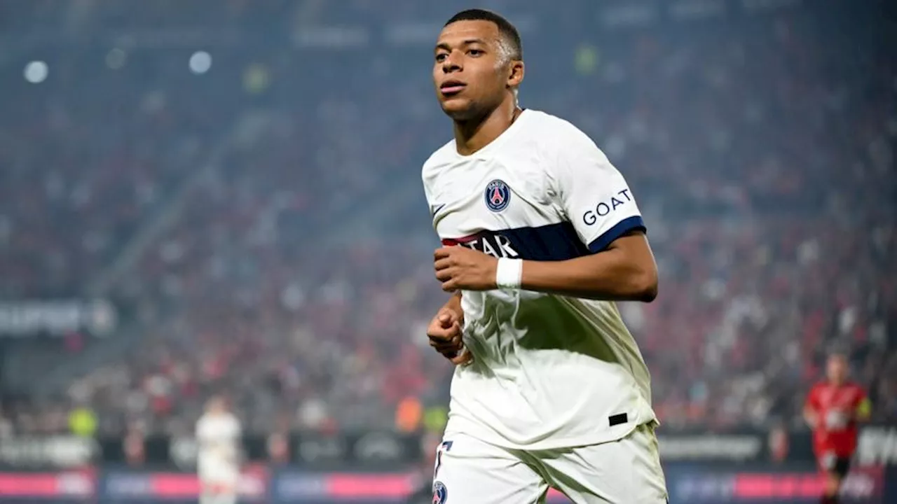 PSG : le très joli geste de Kylian Mbappé qui offre son maillot à un enfant (vidéo)