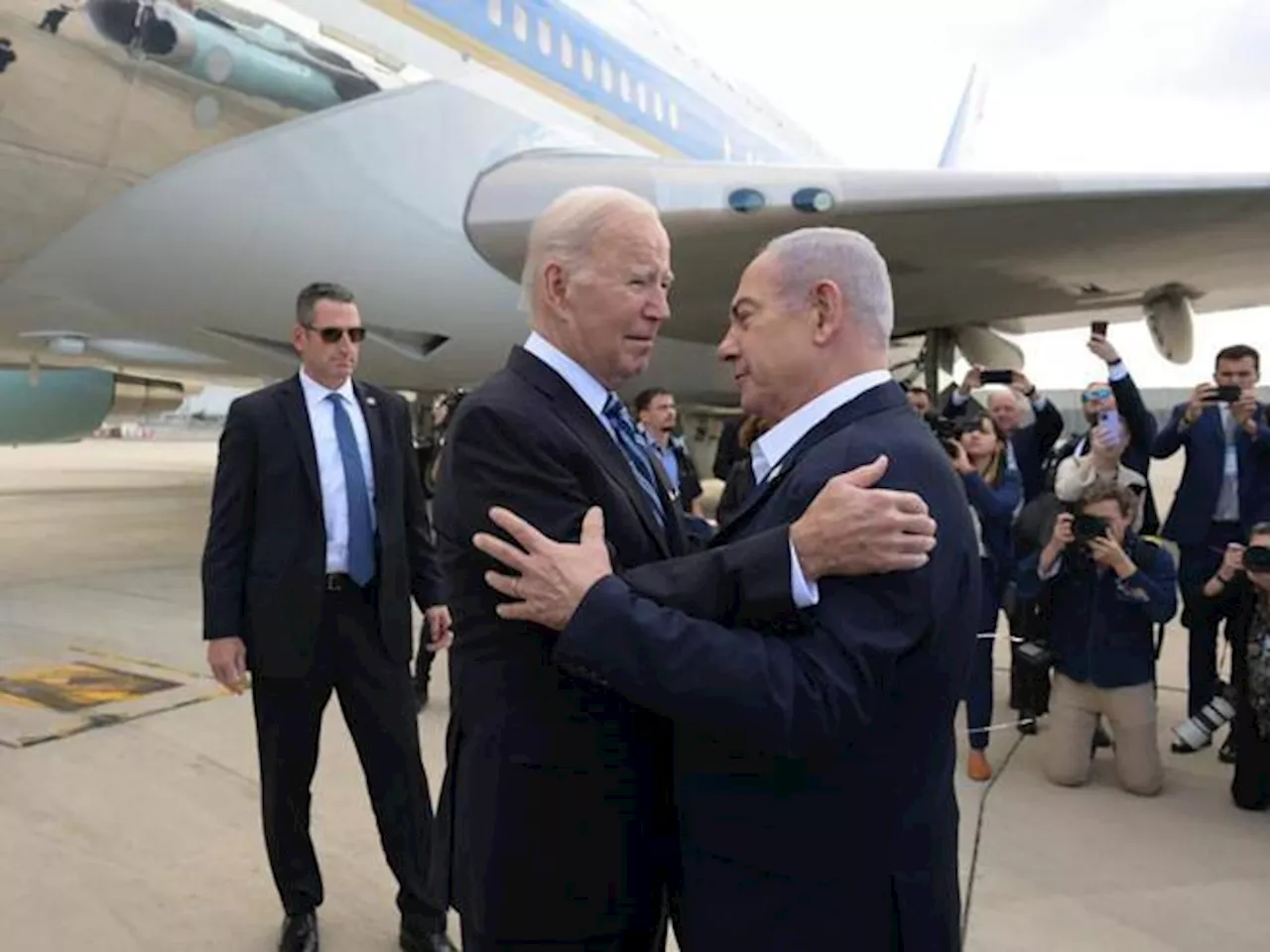 Biden in Israele: «Non fatevi consumare dall’ira, non siete stati voi a bombardare l’ospedale»