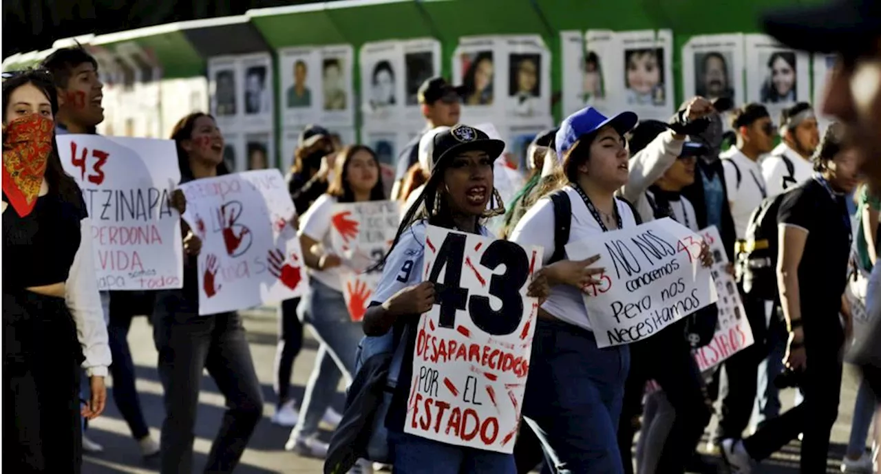 Gobernación publica adendum del caso Ayotzinapa; entregan nueva documentación a padres de los 43 normaistas