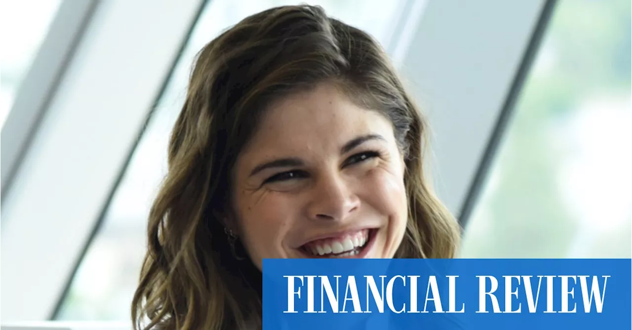 Glossy: Ambition, Beauty and the Inside Story of Emily Weiss’s Glossier by Marisa Meltzer is a book that looks at the bumpy career of the business founder