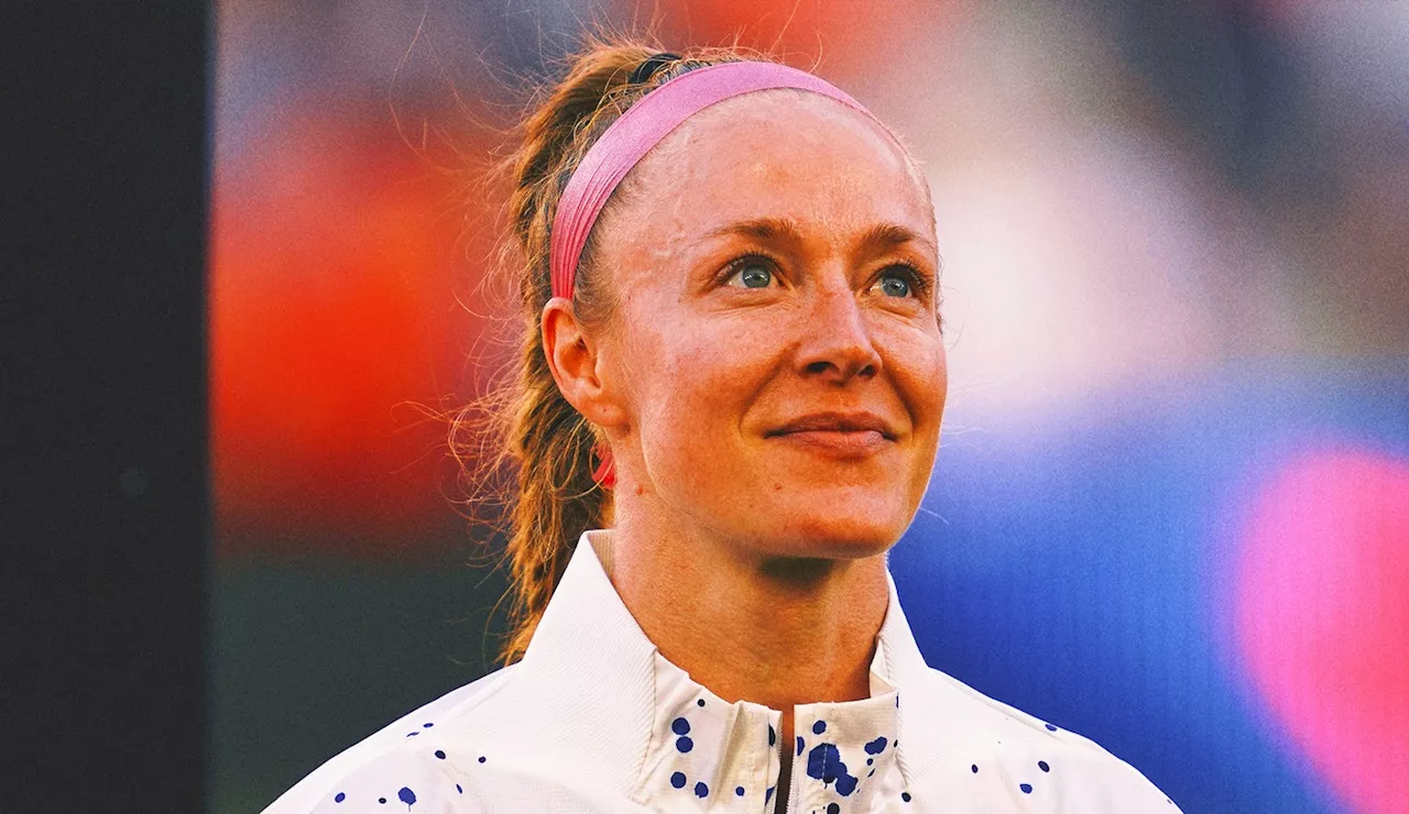 Becky Sauerbrunn, Sophia Smith return to USWNT roster after injury spells