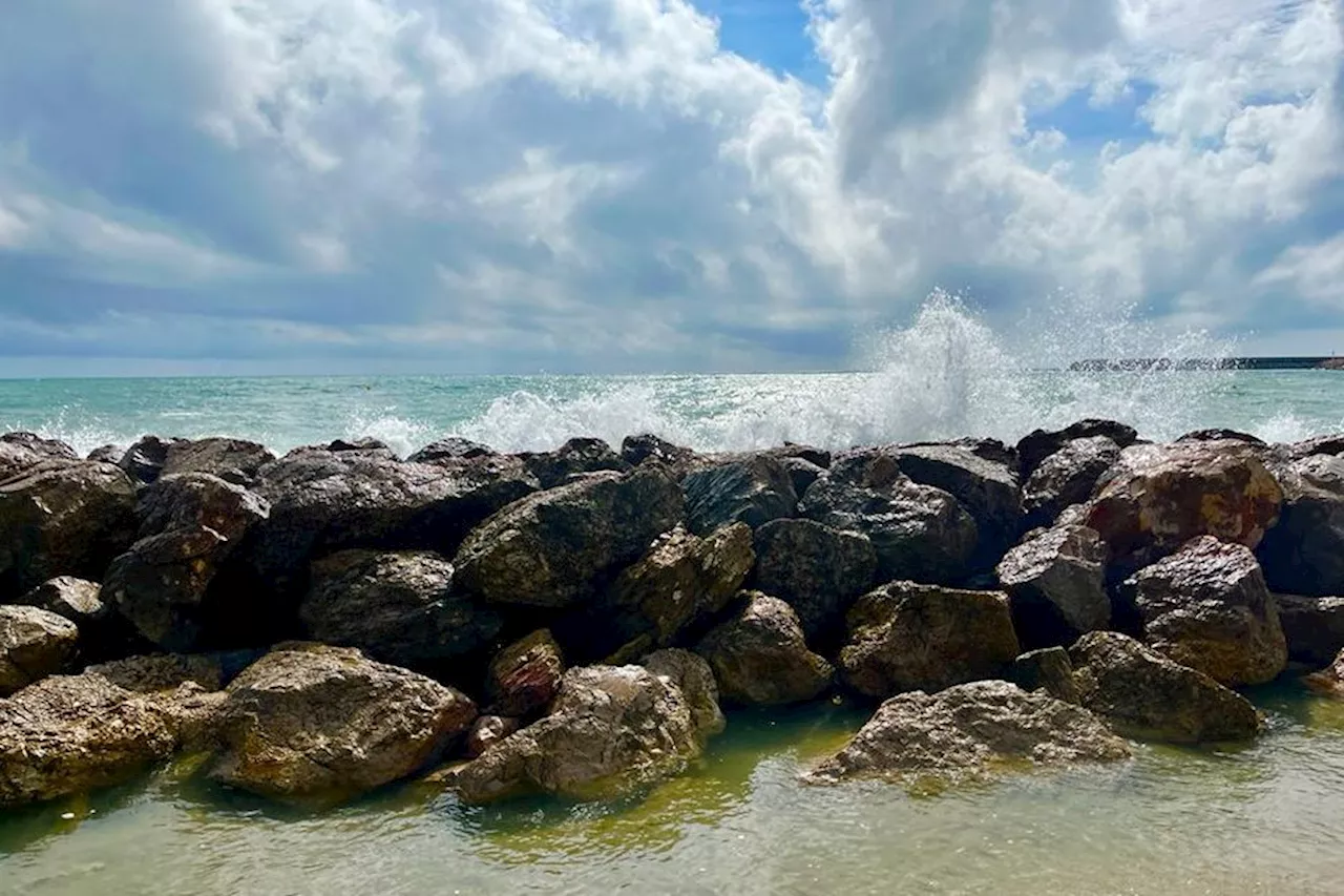 Vigilance météo marine : alerte à la houle et vague-submersion en mer Méditerranée