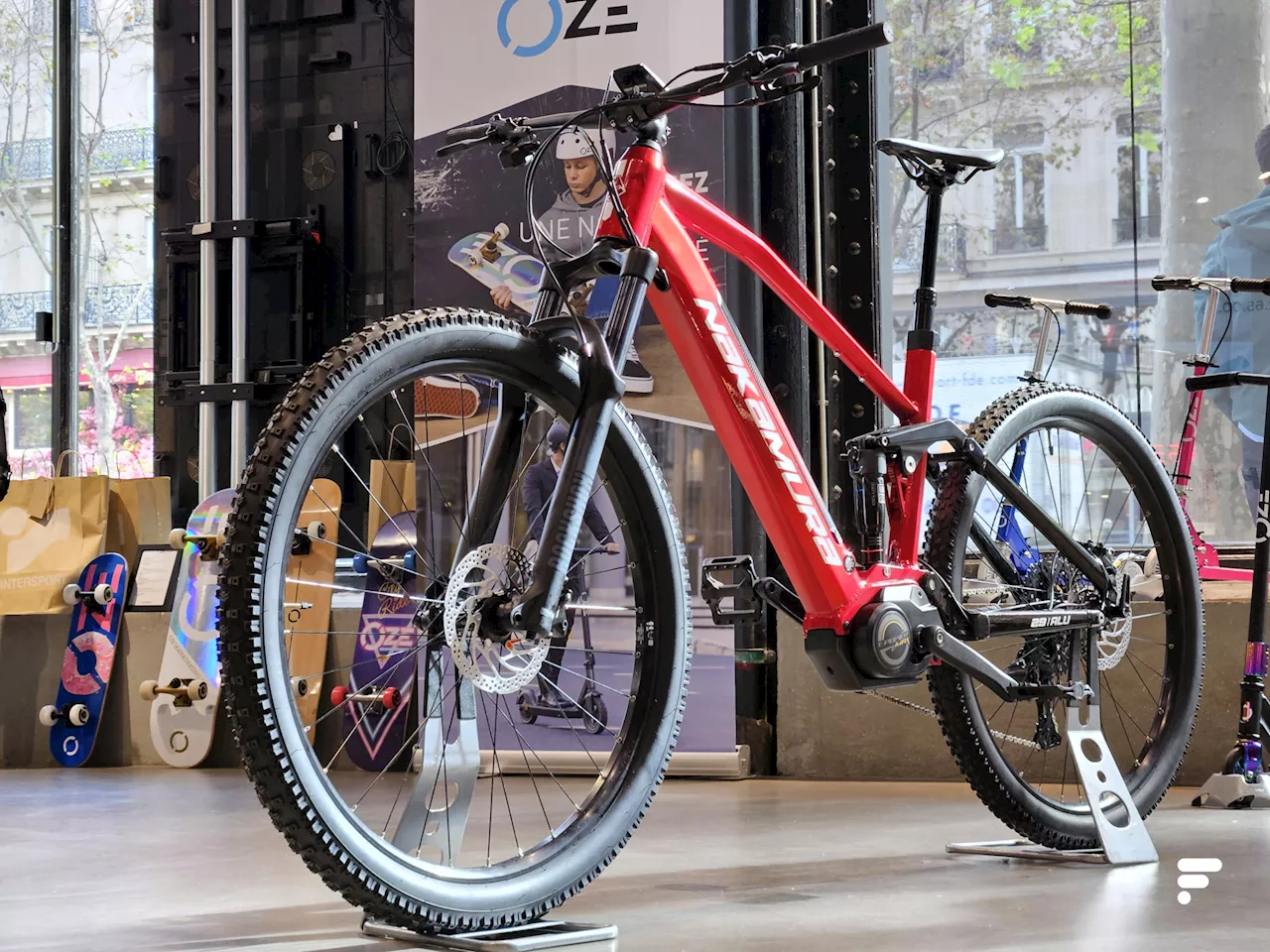 Intersport veut frapper très fort avec ce nouveau VTT électrique tout suspendu