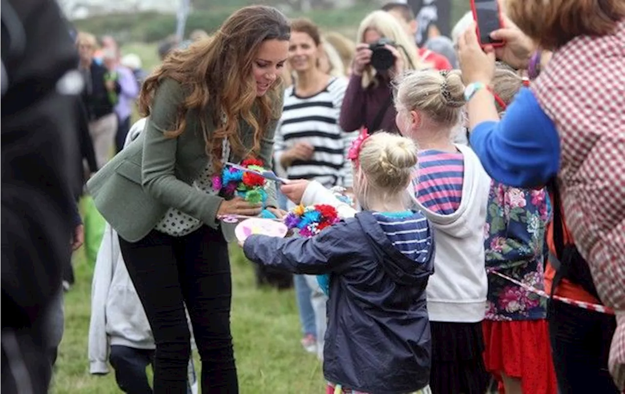 – Kate Middleton Makes Surprise First Public Appearance Since The Birth Of Prince George