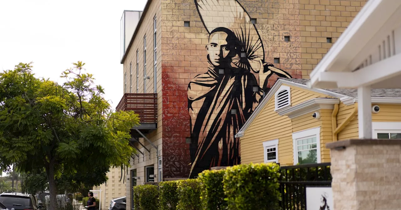 Formerly ‘harassed’ by city police for his art, Shepard Fairey challenges authority in South Park mural