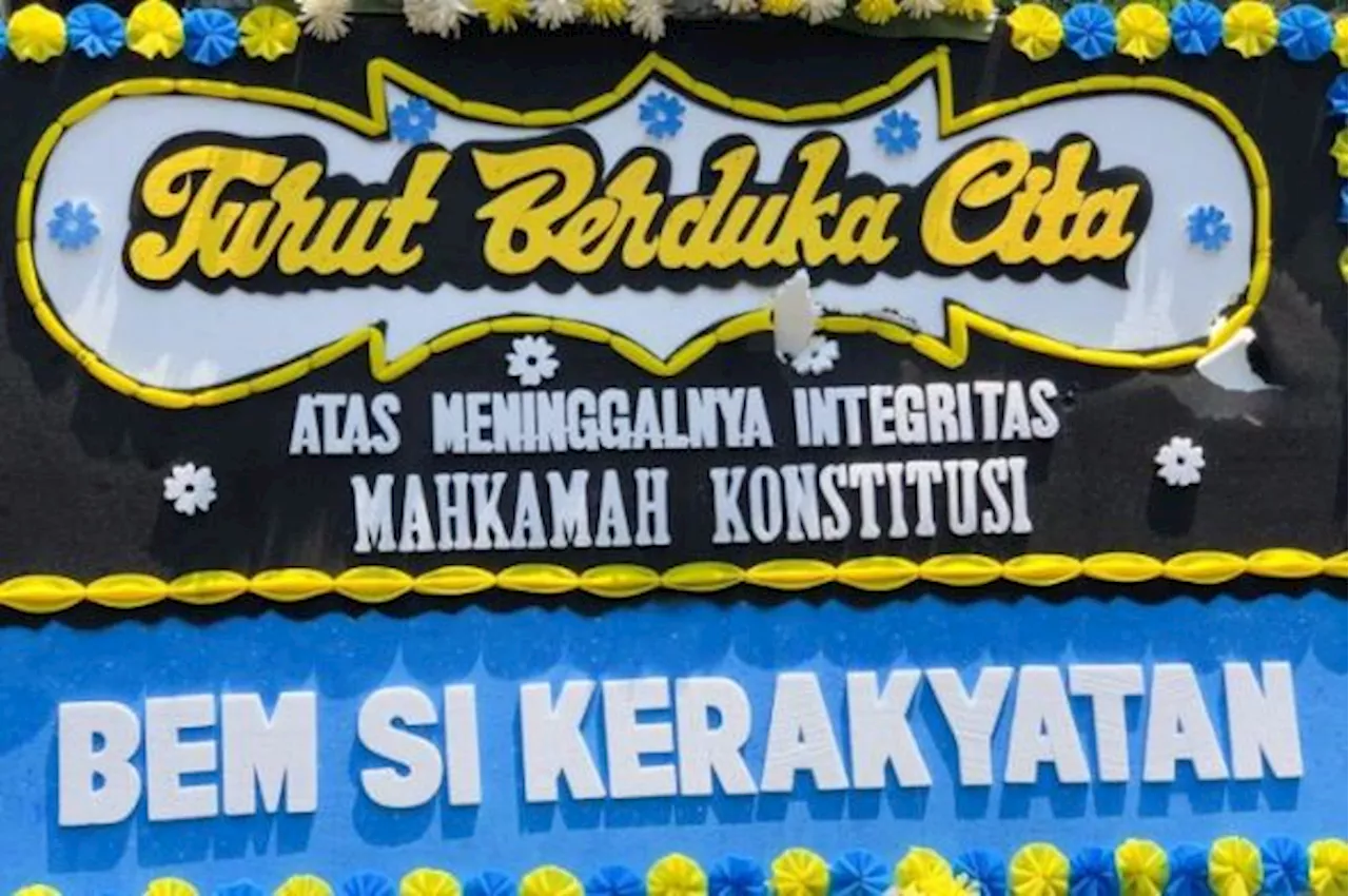 MK Coba Melanggengkan Kekuasaan