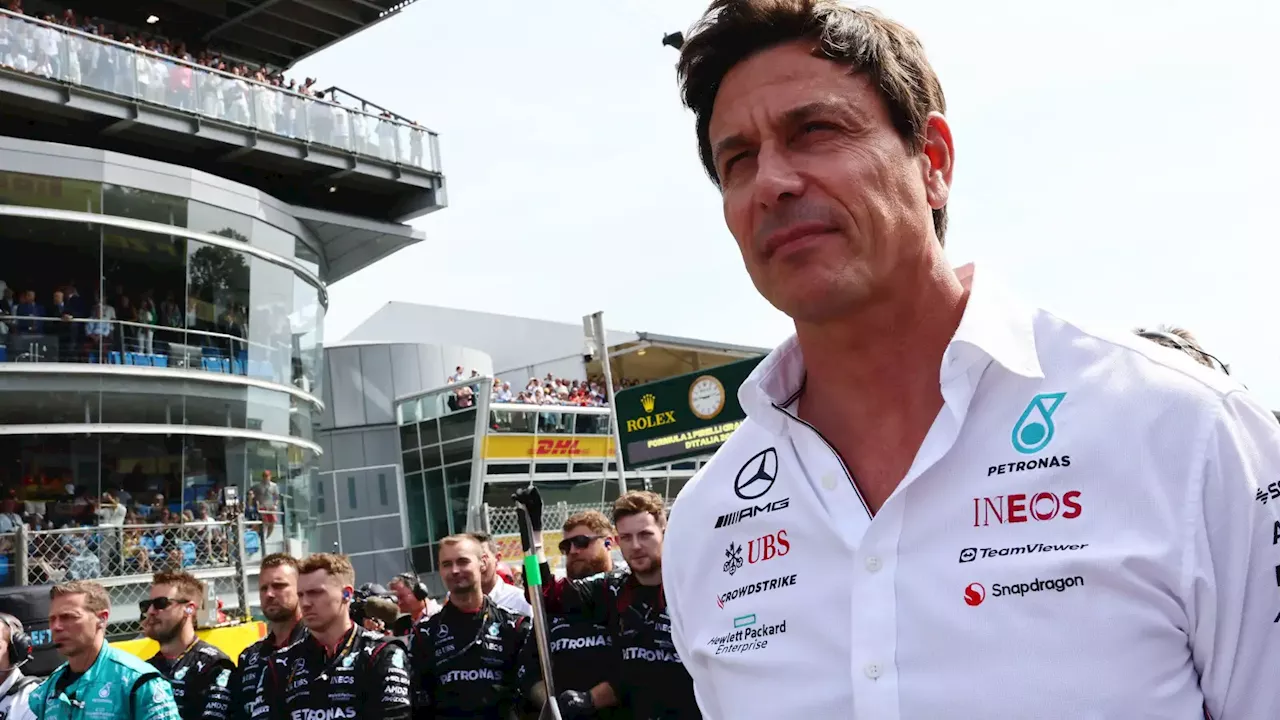 Toto Wolff issues first official reaction to Lewis Hamilton v George Russell crash