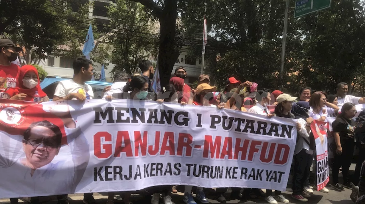 Pendukung Ganjar Mahfud Menyemut di Markas PDIP: Kerja Keras Turun ke Rakyat!