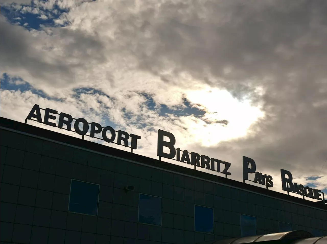 Aéroport de Biarritz : évacuation préventive pour alerte à la bombe