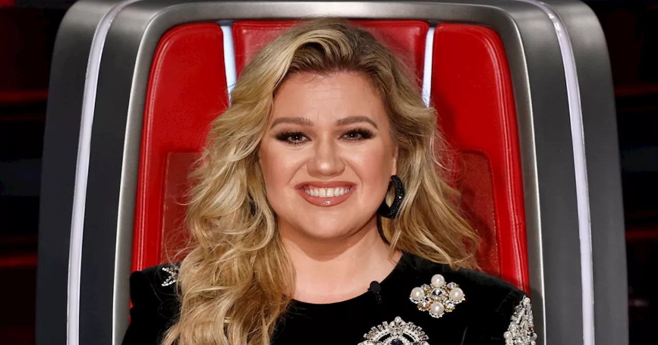 Kelly Clarkson Opens Up About Why She Left 'The Voice' and Moved to NYC