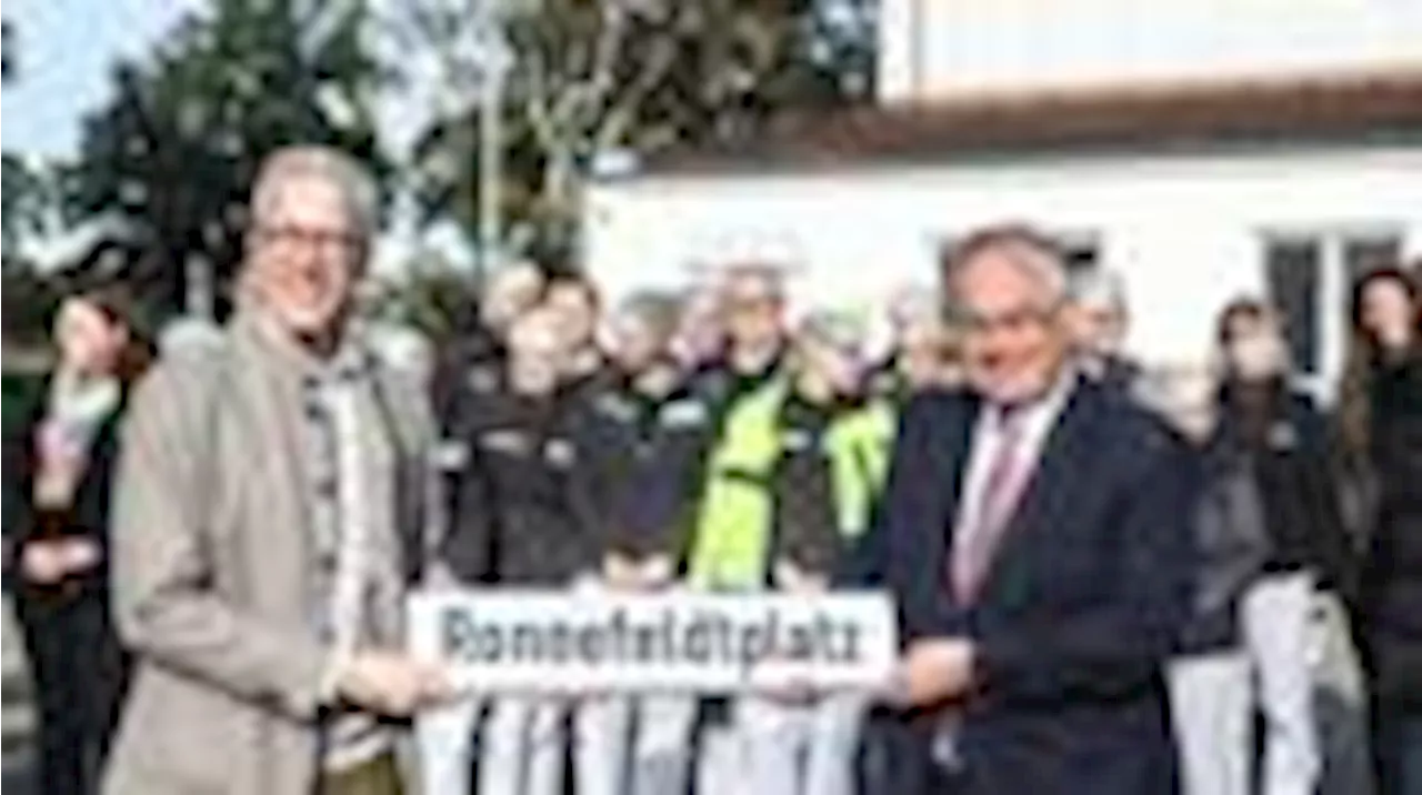 Worpswede: Platz nach Ronnefeldt-Teefabrik benannt