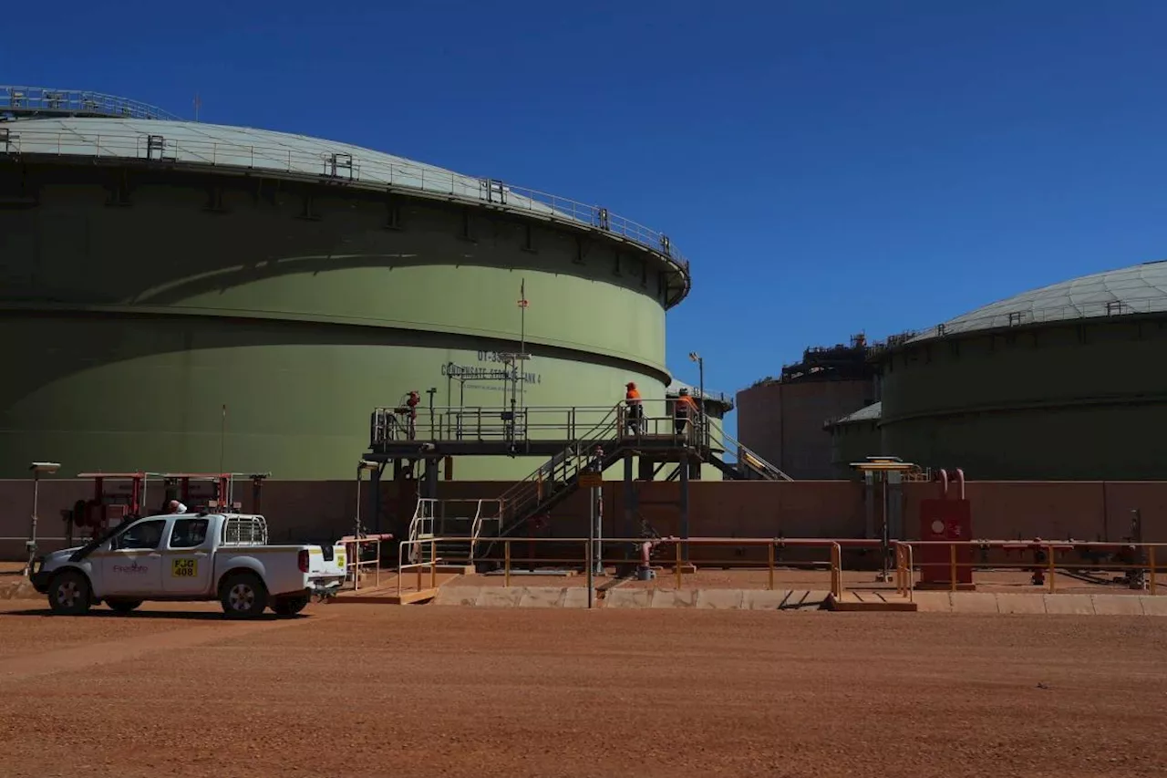 Australian LNG Unions Call Off Strikes After Chevron Deal