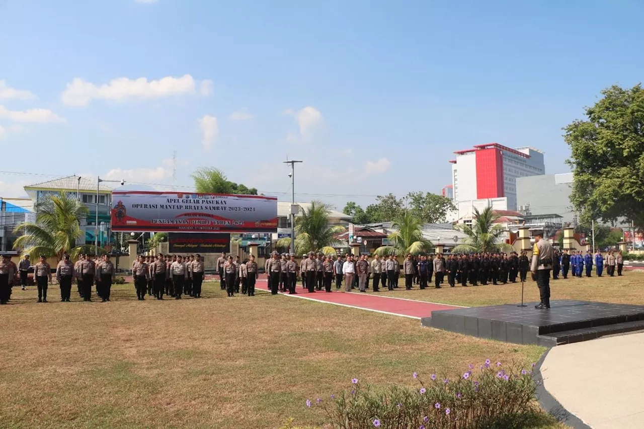 Polda Sulut gelar apel pengamanan tahapan pencalonan Presiden-Wapres