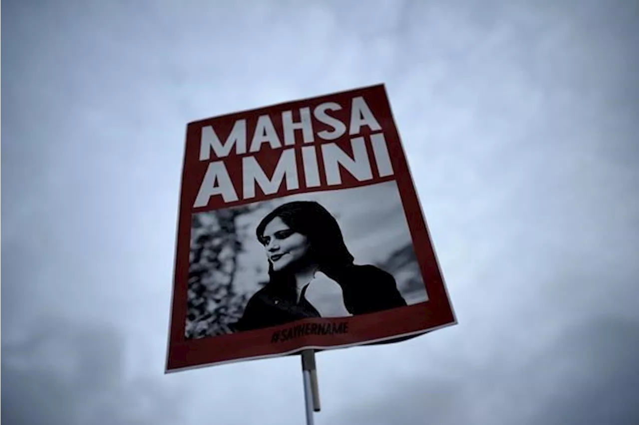 Mahsa Amini, the Kurdish-Iranian woman who died in police custody, is awarded EU human rights prize