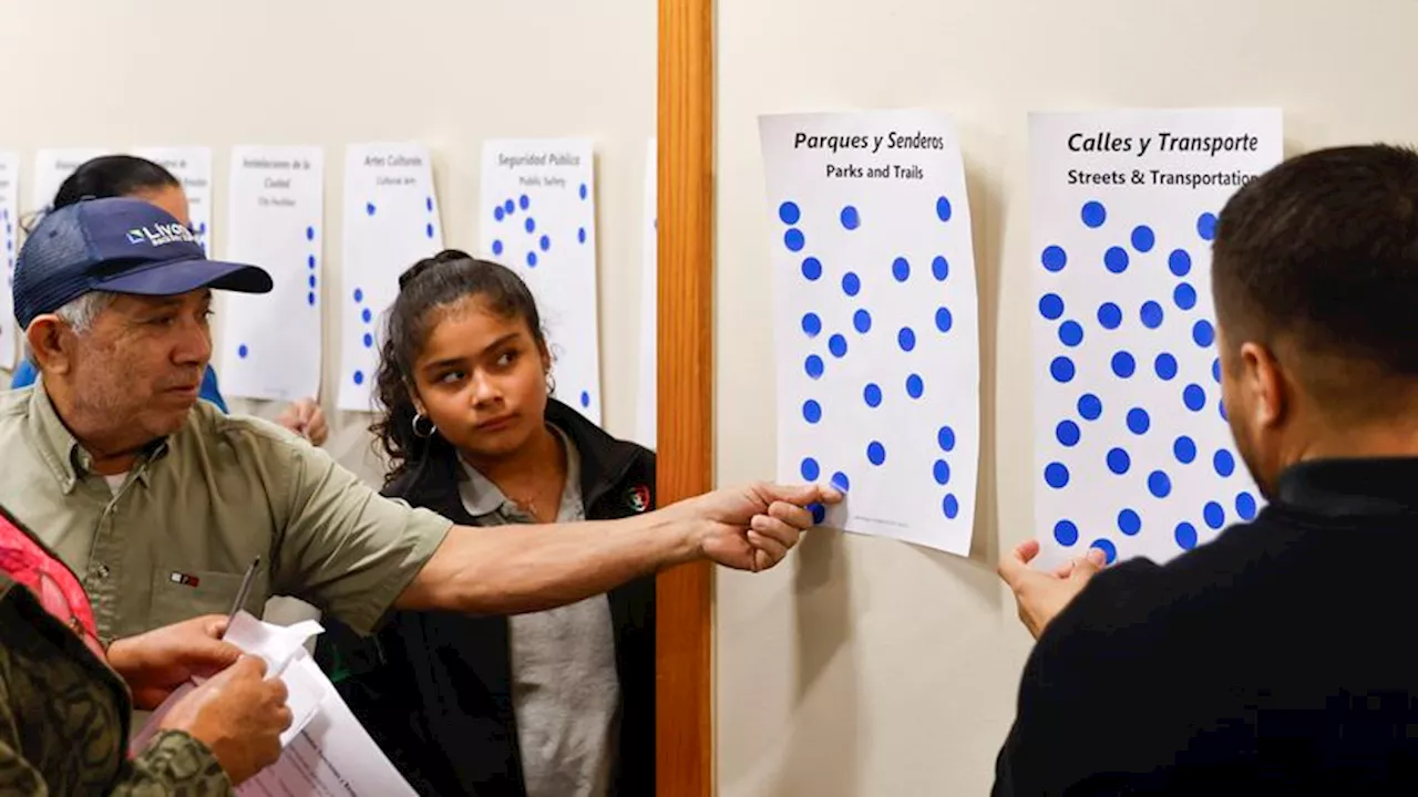 ‘Finally, the city is listening’: Dallas residents take mic in Spanish City Hall meeting