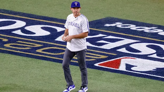 Texas Rangers legend Ian Kinsler wears Team Israel jersey during ceremonial  first pitch in ALCS