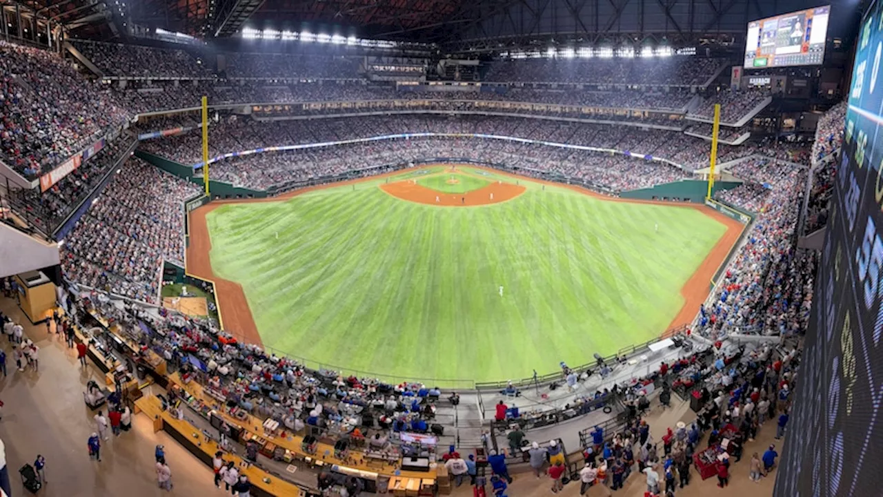 Texas Rangers' Globe Life Field roof open for ALCS Game 4 vs. Astros