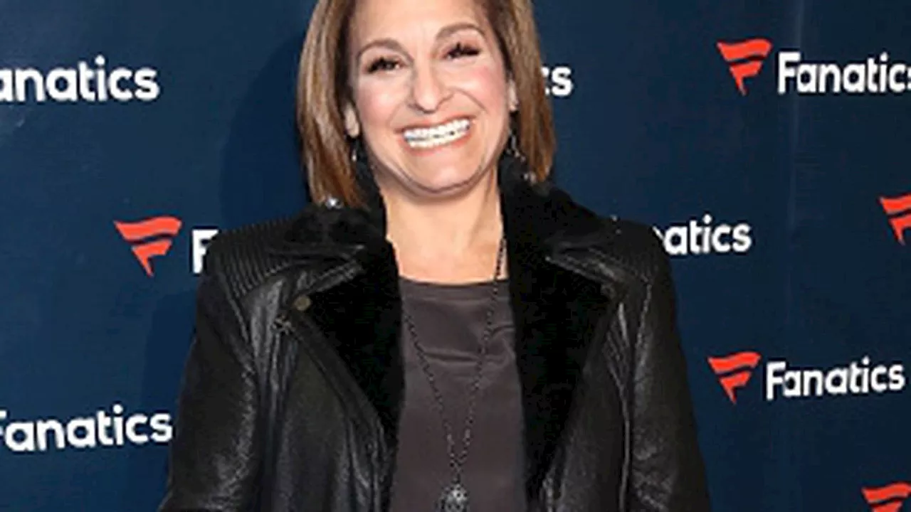 Mary Lou Retton suffers ‘pretty scary setback,’ remains in ICU, daughter says