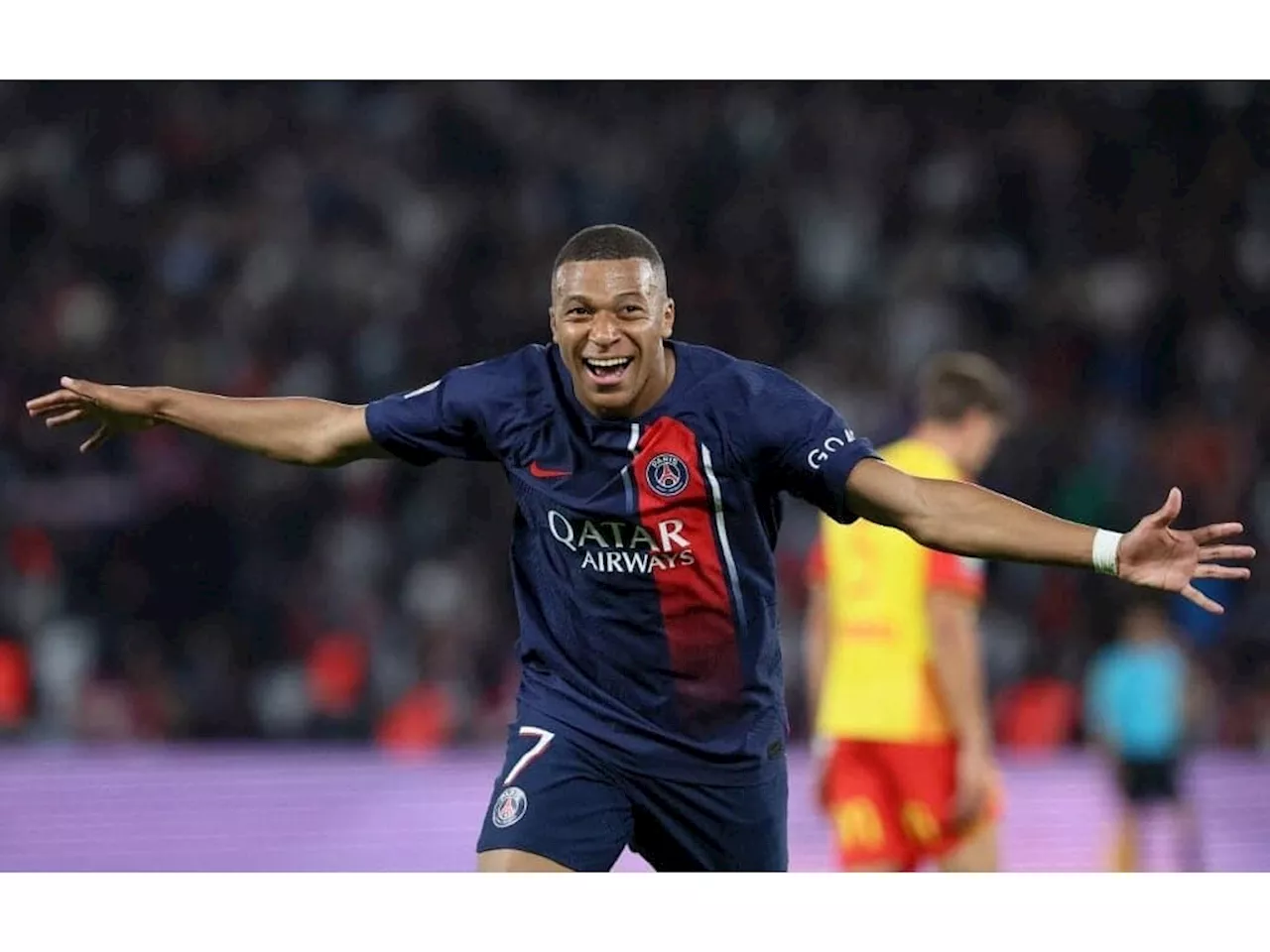 Para contratar Mbappé, Real Madrid pode colocar brasileiro no mercado de transferências