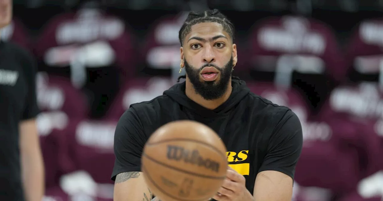 Anthony Davis is passing new test to help the Lakers' offense