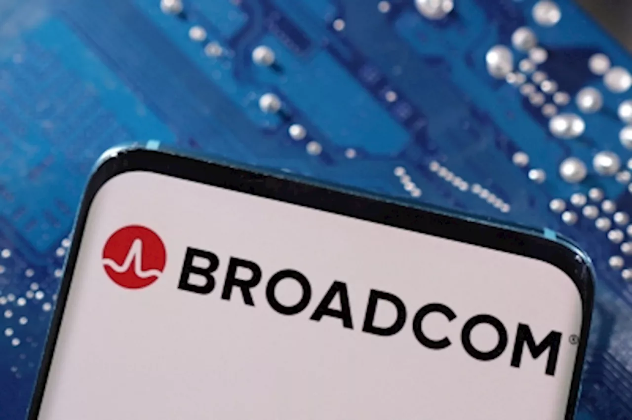 FT: Beijing weighs delaying approval of US$69b Broadcom-VMware deal