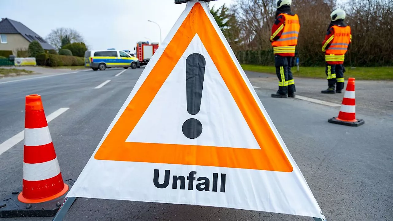 Baden-Württemberg: Drei Verletzte bei Zusammenstoße von Autos nahe Waiblingen