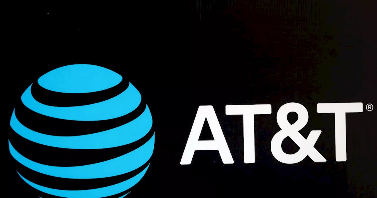 AT&T lifts annual free cash flow target, tops subscriber additions estimates