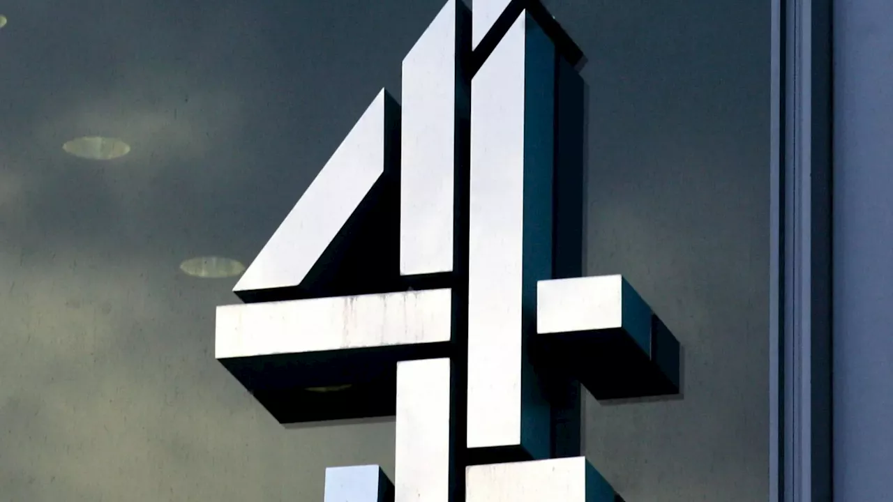 Huge Channel 4 daytime show AXED – with host in the running for Holly Willoughby’s This Morning job...