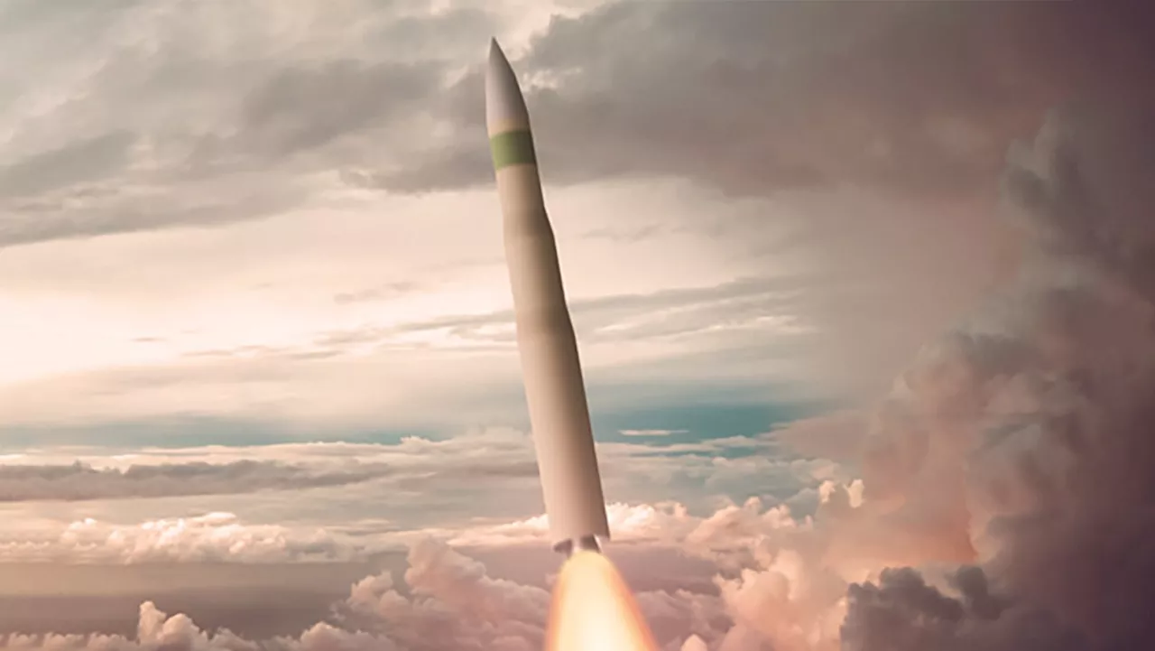 China acelera expansão de arsenal nuclear e pode ter mais de mil ogivas até 2030, diz EUA