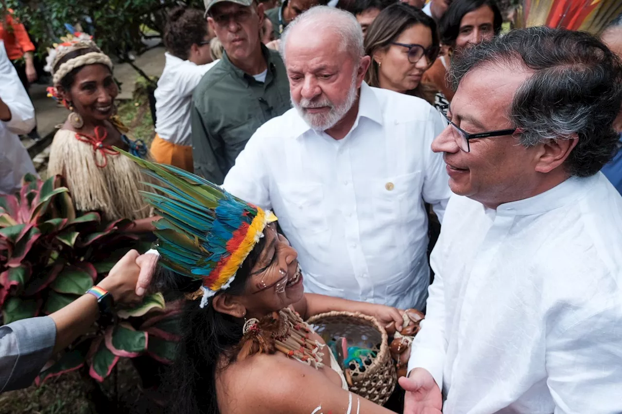 Presidente da Colômbia propõe a Lula plano regional para enfrentar seca na Amazônia