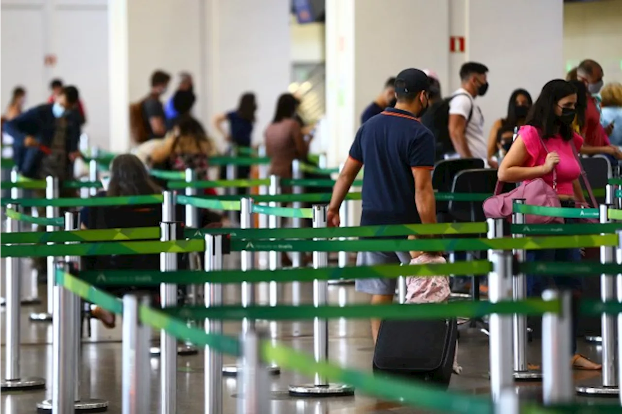 Companhias aéreas vão anunciar cerca de 100 novos destinos para o verão