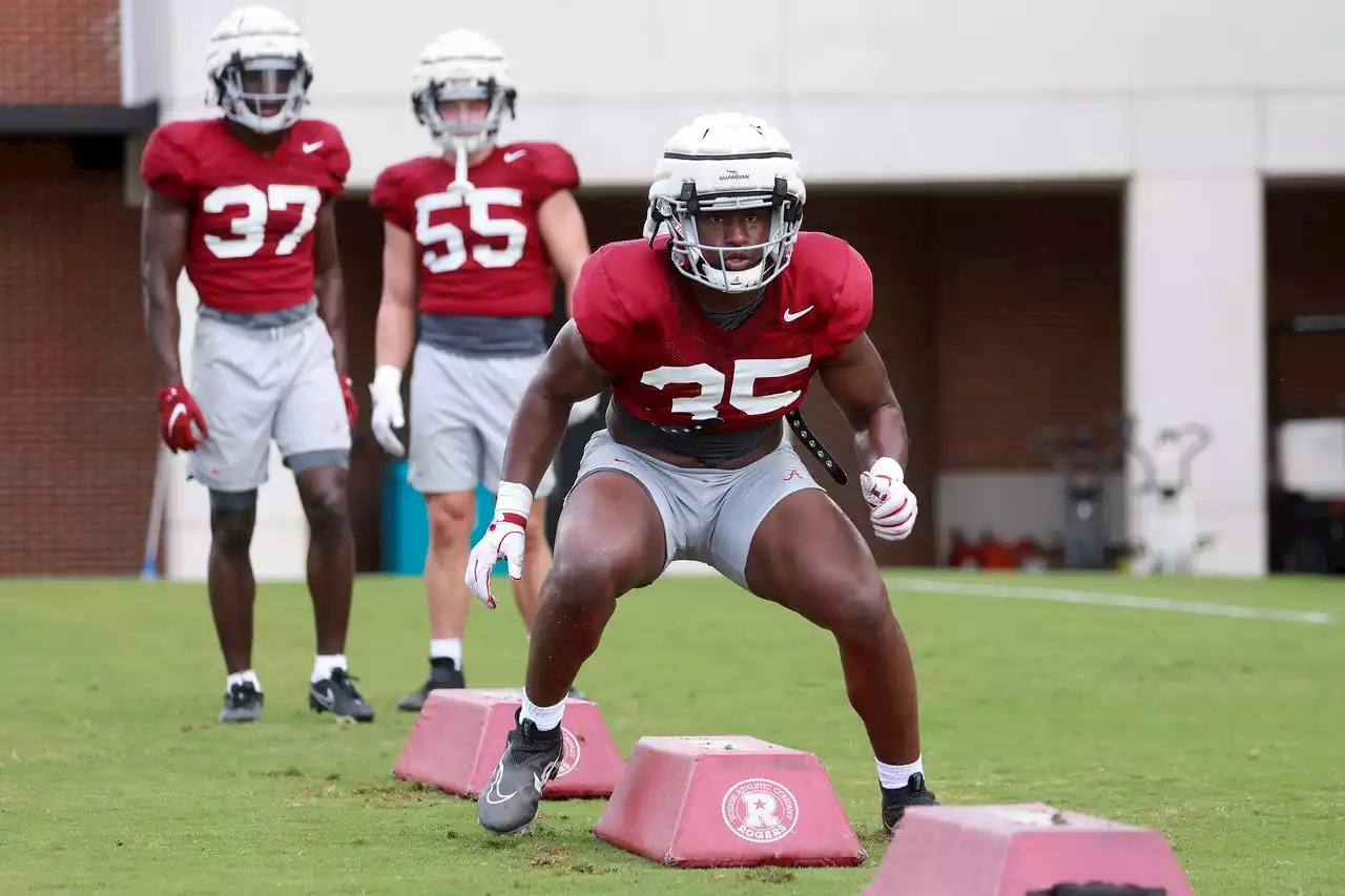 How an Alabama LB injury led to a position switch for a former 5-star prospect