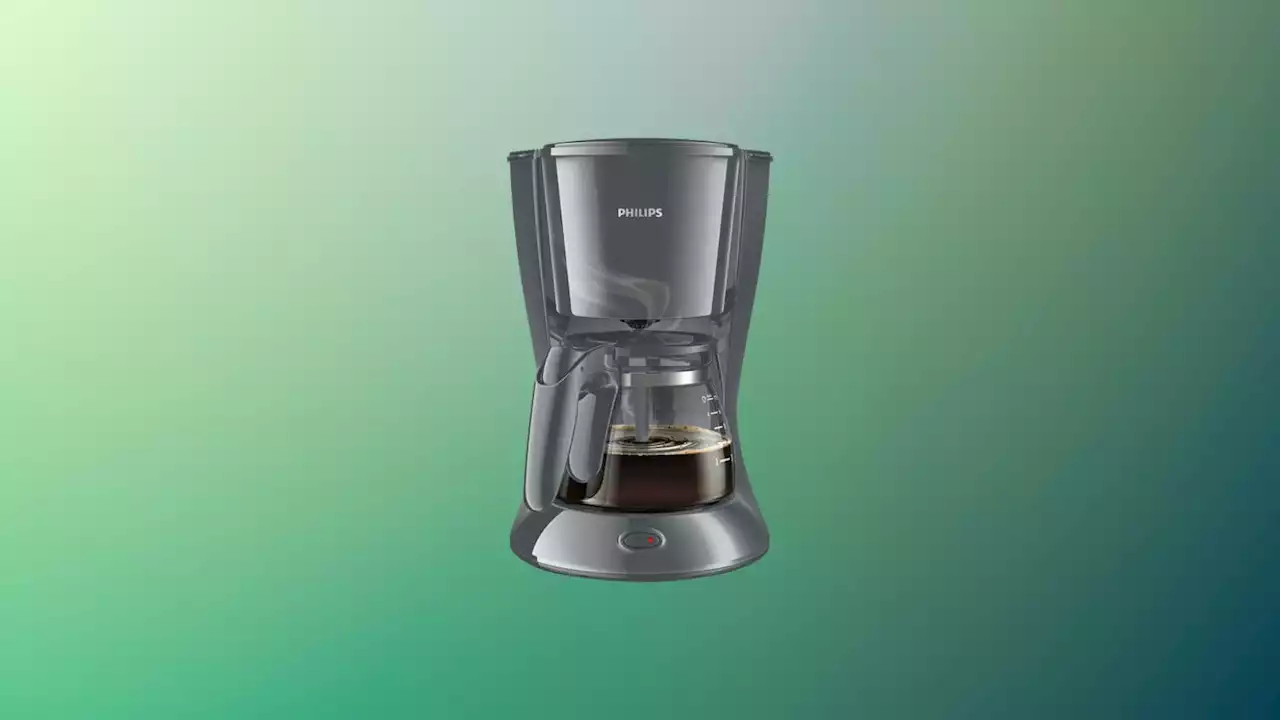 Le prix de cette cafetière Philips dégringole de 28 % chez ce marchand très connu