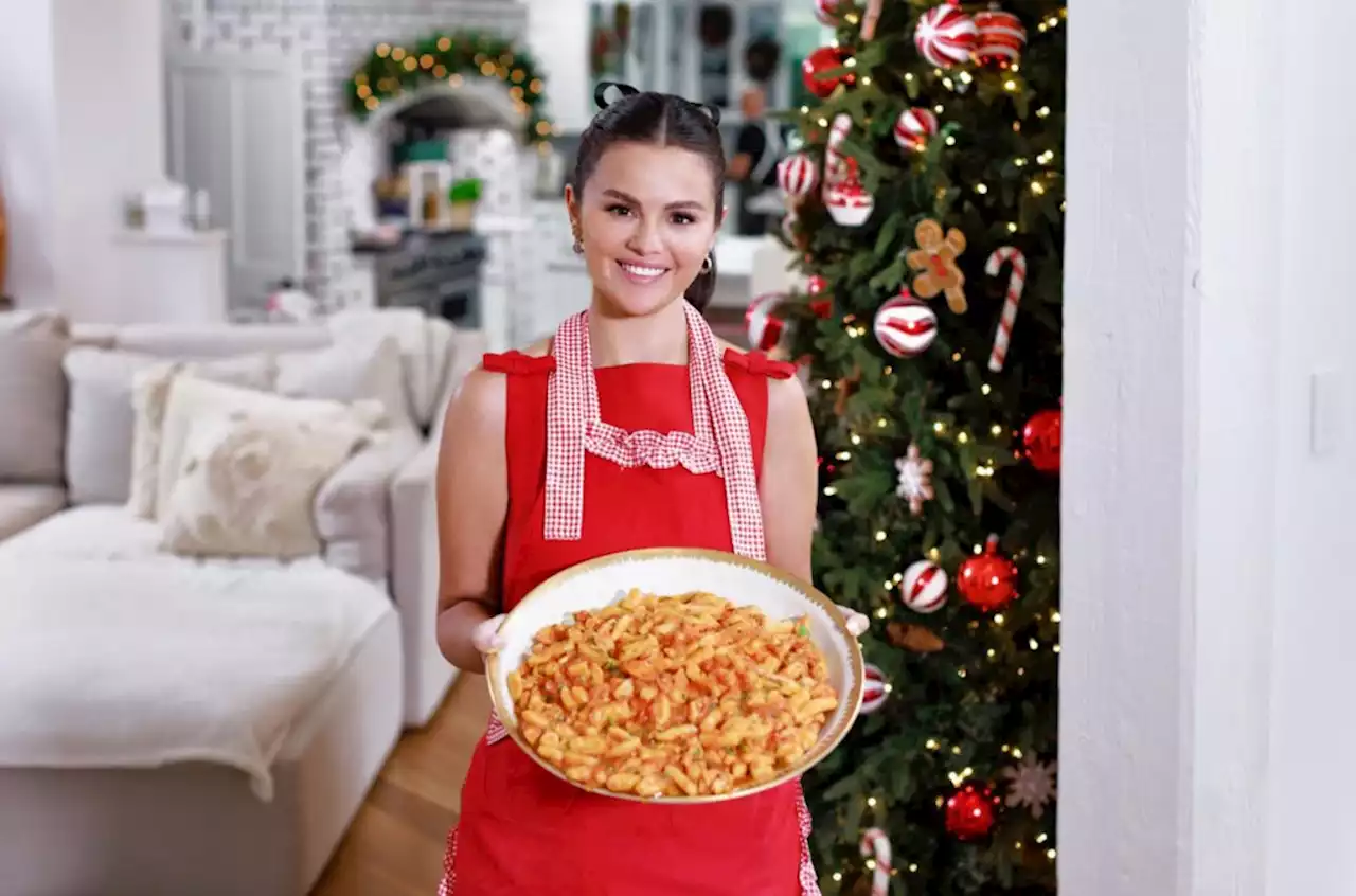 Selena Gomez Will Make Festive Food With Top Chefs for ‘Selena + Chef: Home for the Holidays’