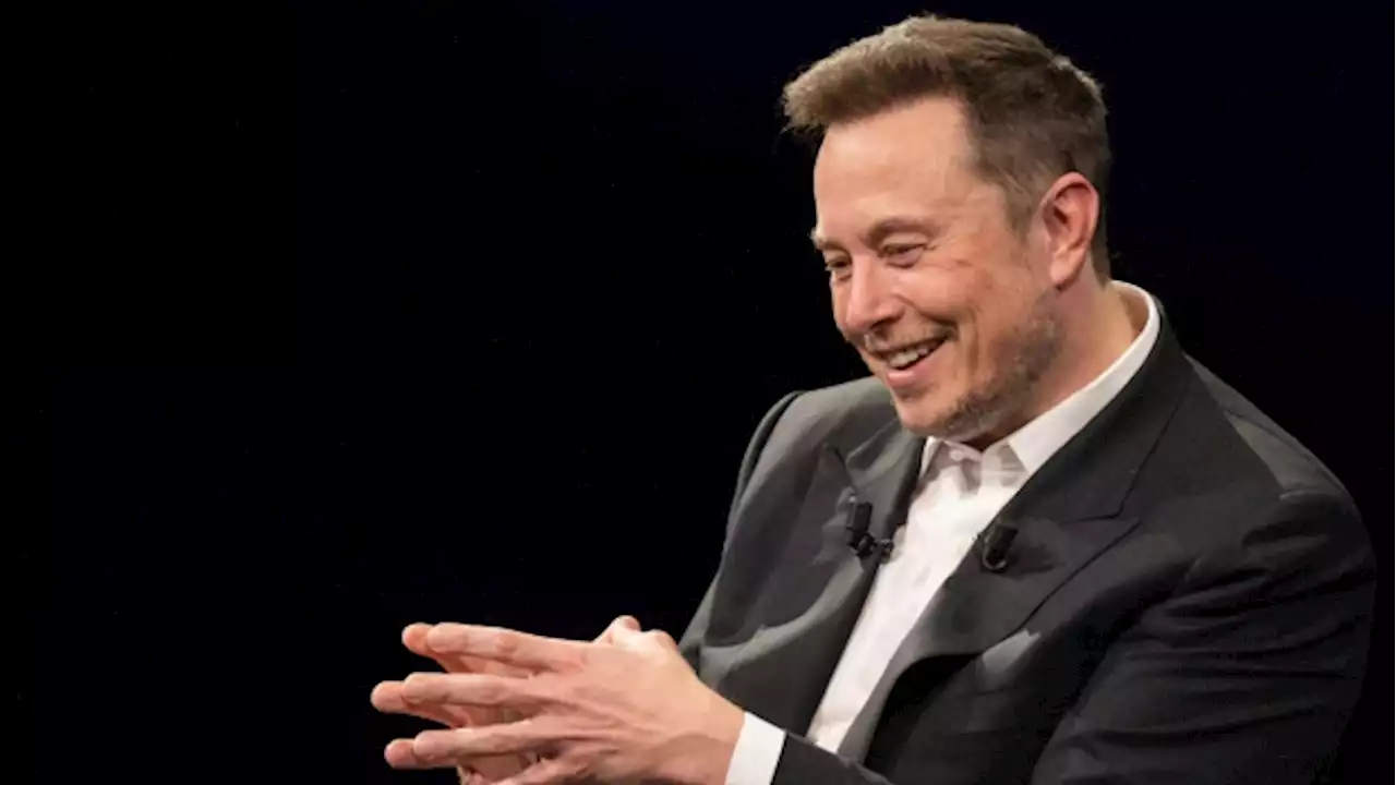 Elon Musk Streams Himself Playing ‘Diablo IV’ to Test X Capacity