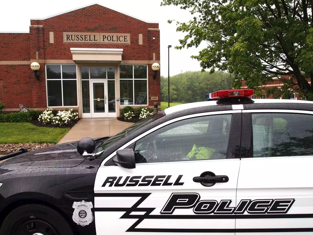 Residents complain of chickens, dogs, fireworks and people: Russell Township police blotter