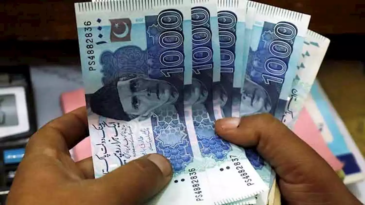 PKR continues to weaken dollar in interbank, open market