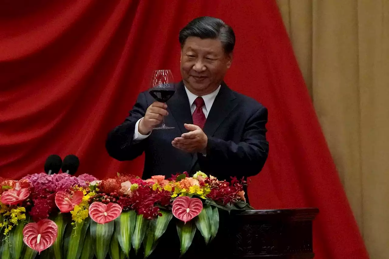 Dilma Rousseff, nubarrones económicos y mantequilla francesa en una cena de gala con Xi Jinping