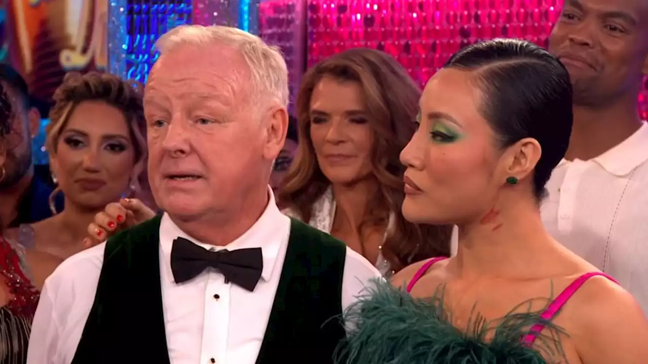 Les Dennis breaks his silence after Strictly exit following 'challenges'