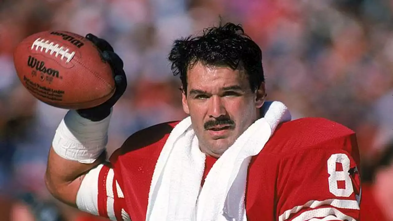 Former Patriots, 49ers tight end Russ Francis dies in plane crash