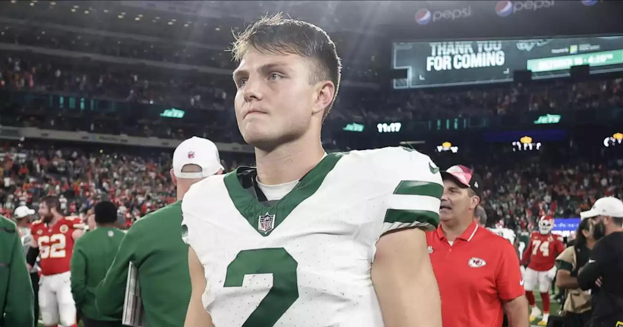 LeBron James offers Zach Wilson support after Jets' loss to Chiefs: 'Keep ya head up'