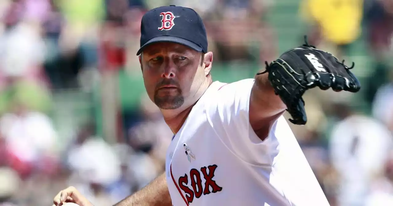 Tim Wakefield, knuckleballer who helped Red Sox win 2004 World Series, dies at 57