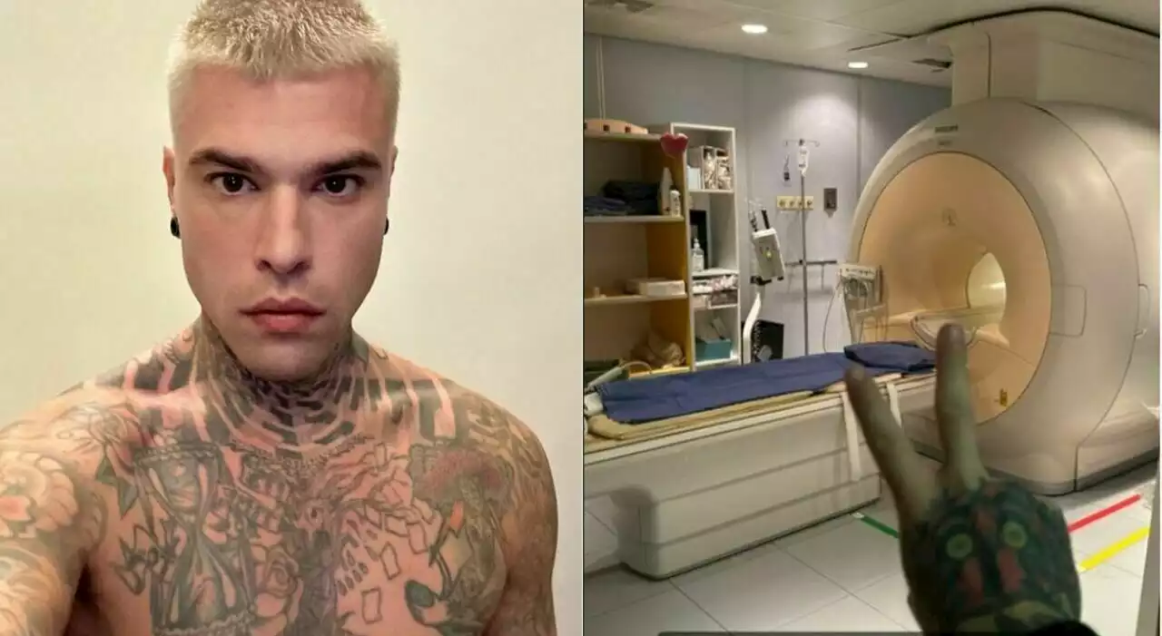 Fedez, nuova perdita di sangue e un'altra trasfusione: è ancora ricoverato a Milano, come sta. Chiara Ferragni è con lui