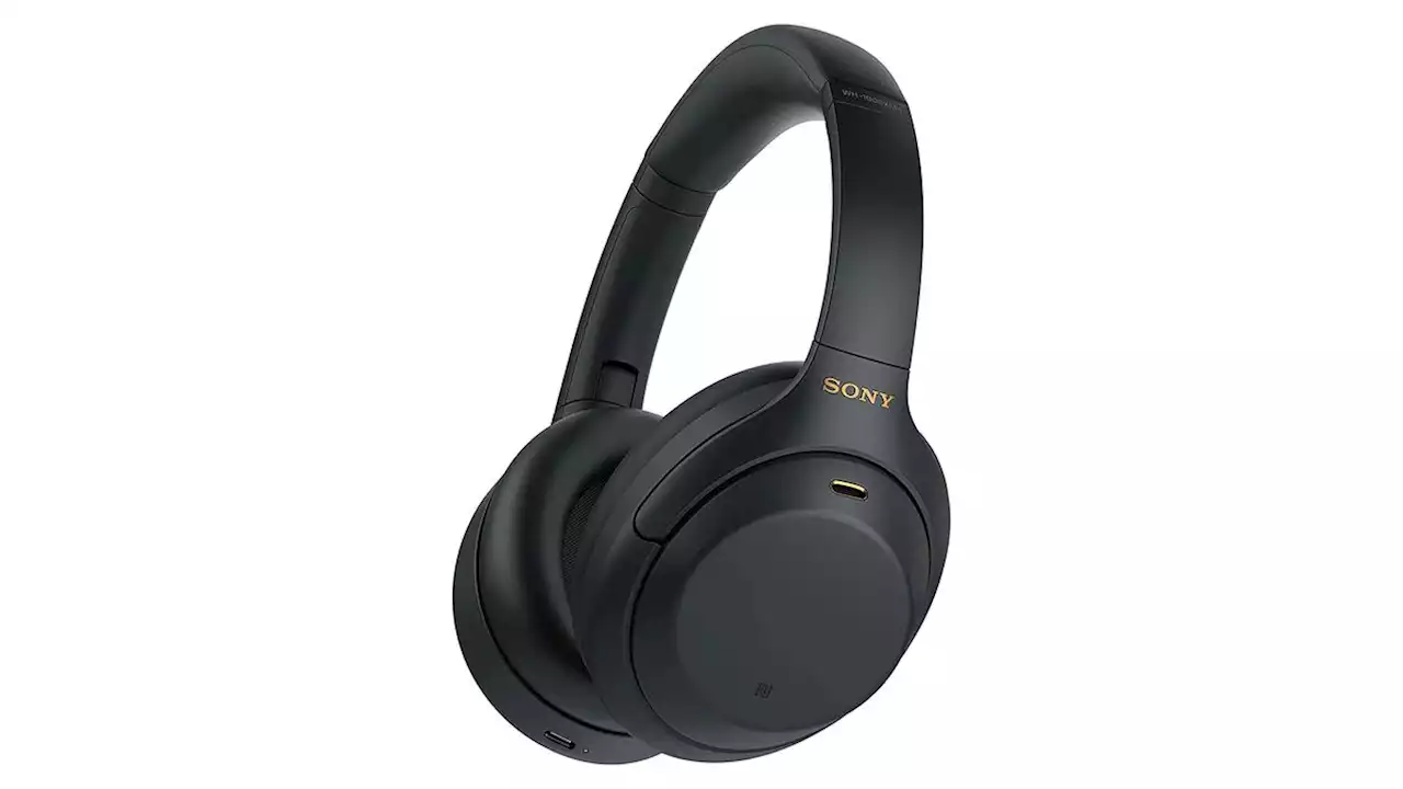 Save $60 on the Sony WH-1000XM4B headphones at Amazon