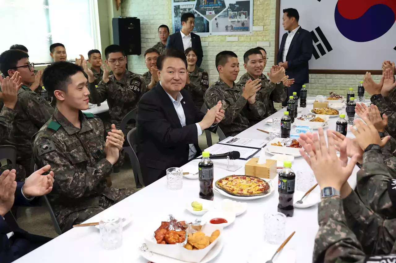 서부전선 간 윤대통령 “최전방 장병들 헌신이 경제부흥 지름길”