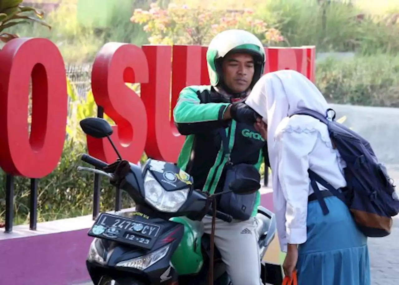 Lebih dari 1.000 Pelajar Termasuk Penyandang Disabilitas Terima Beasiswa GrabScholar 2023
