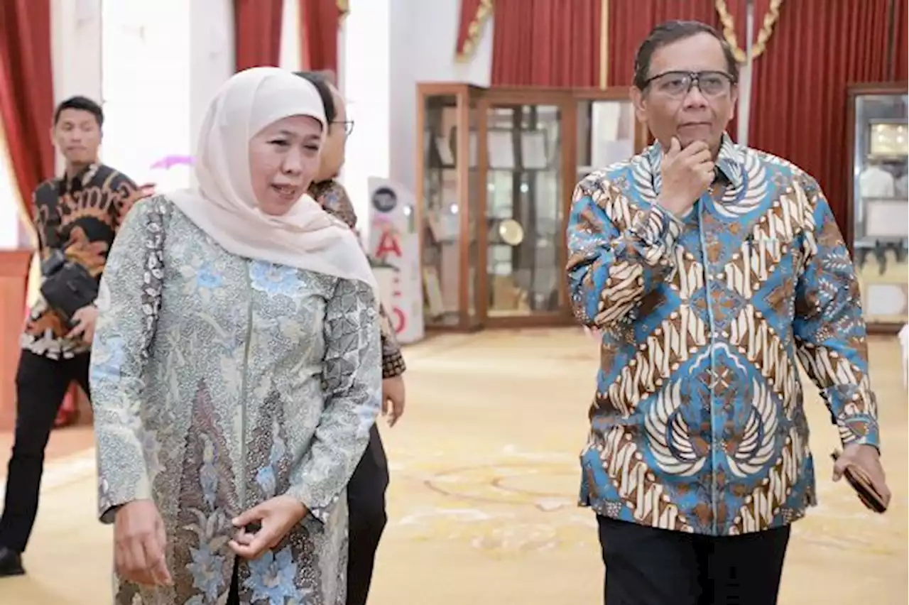 Survei: Khofifah dan Mahfud MD Masuk 3 Besar di Bursa Cawapres