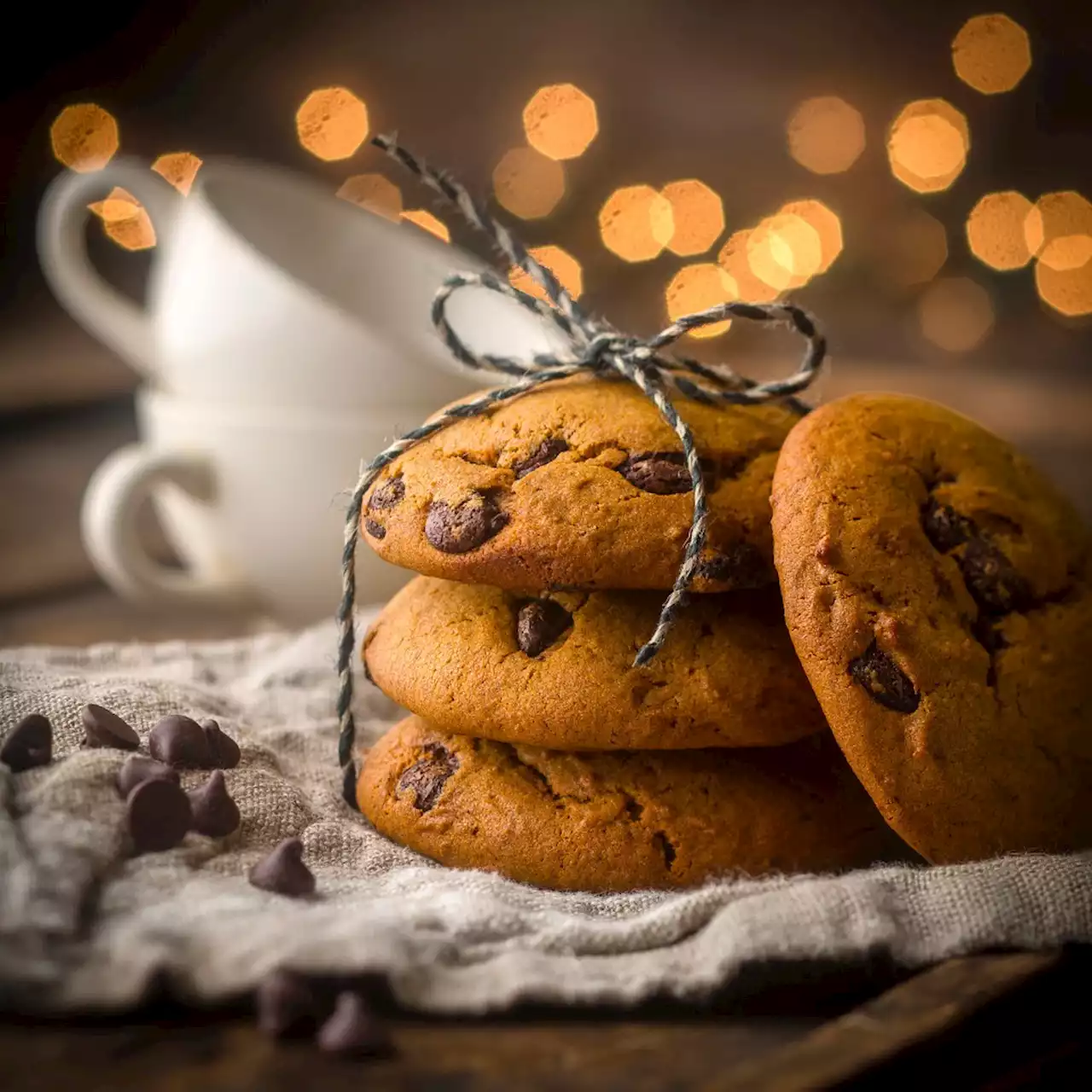 Recipe: Kneaders’ Pumpkin Chocolate Chip Cookies